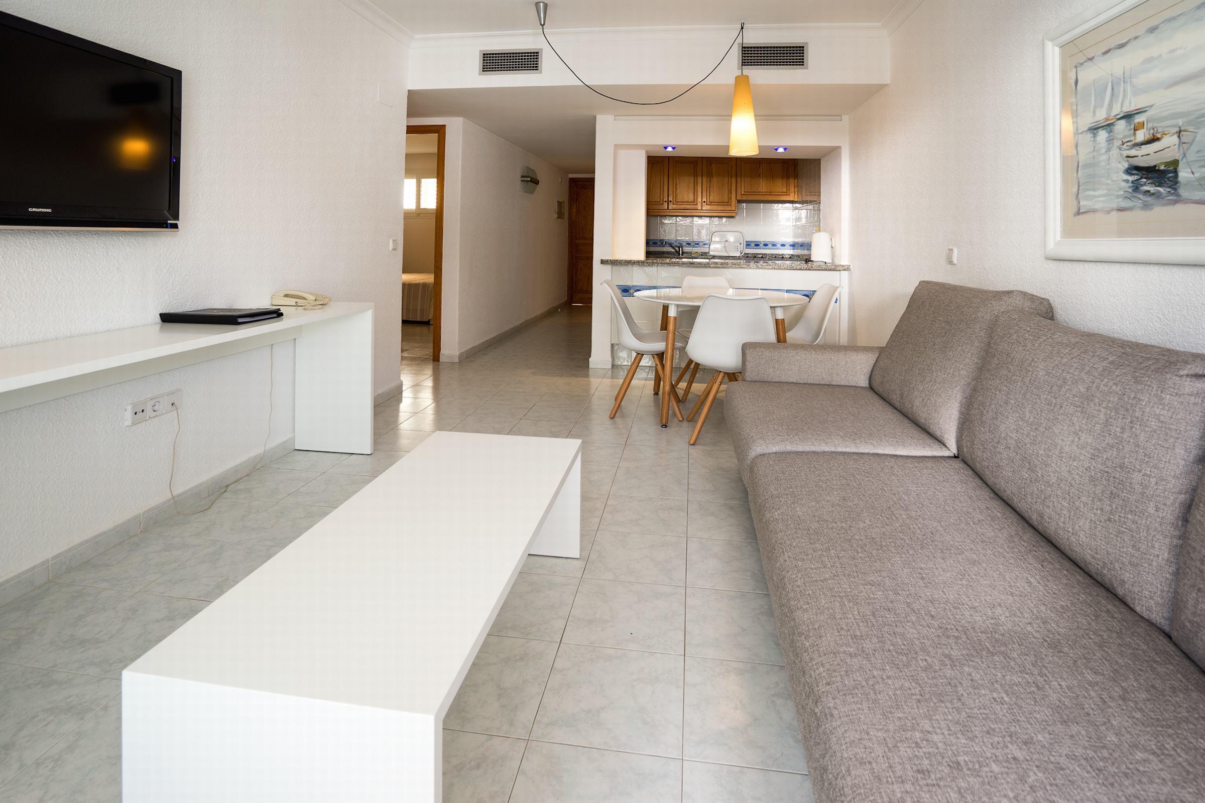 Aparthotel Duquesa Playa Santa Eularia des Riu Eksteriør billede