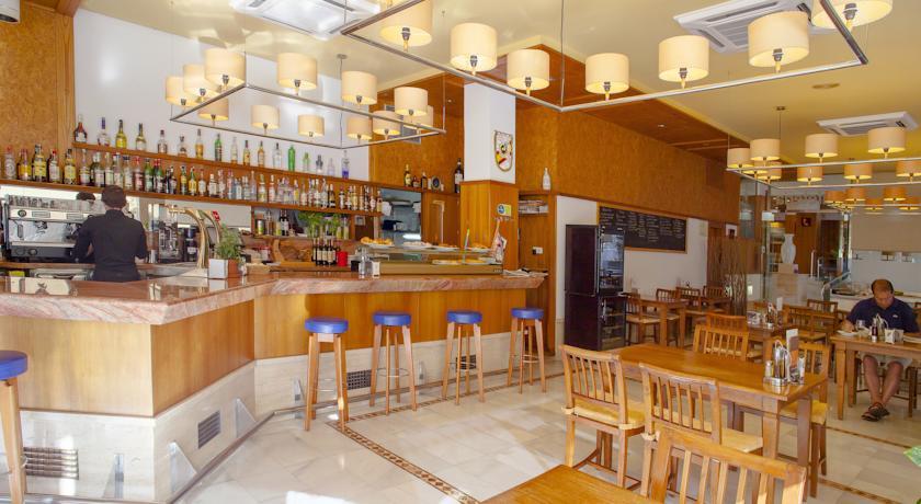 Aparthotel Duquesa Playa Santa Eularia des Riu Eksteriør billede