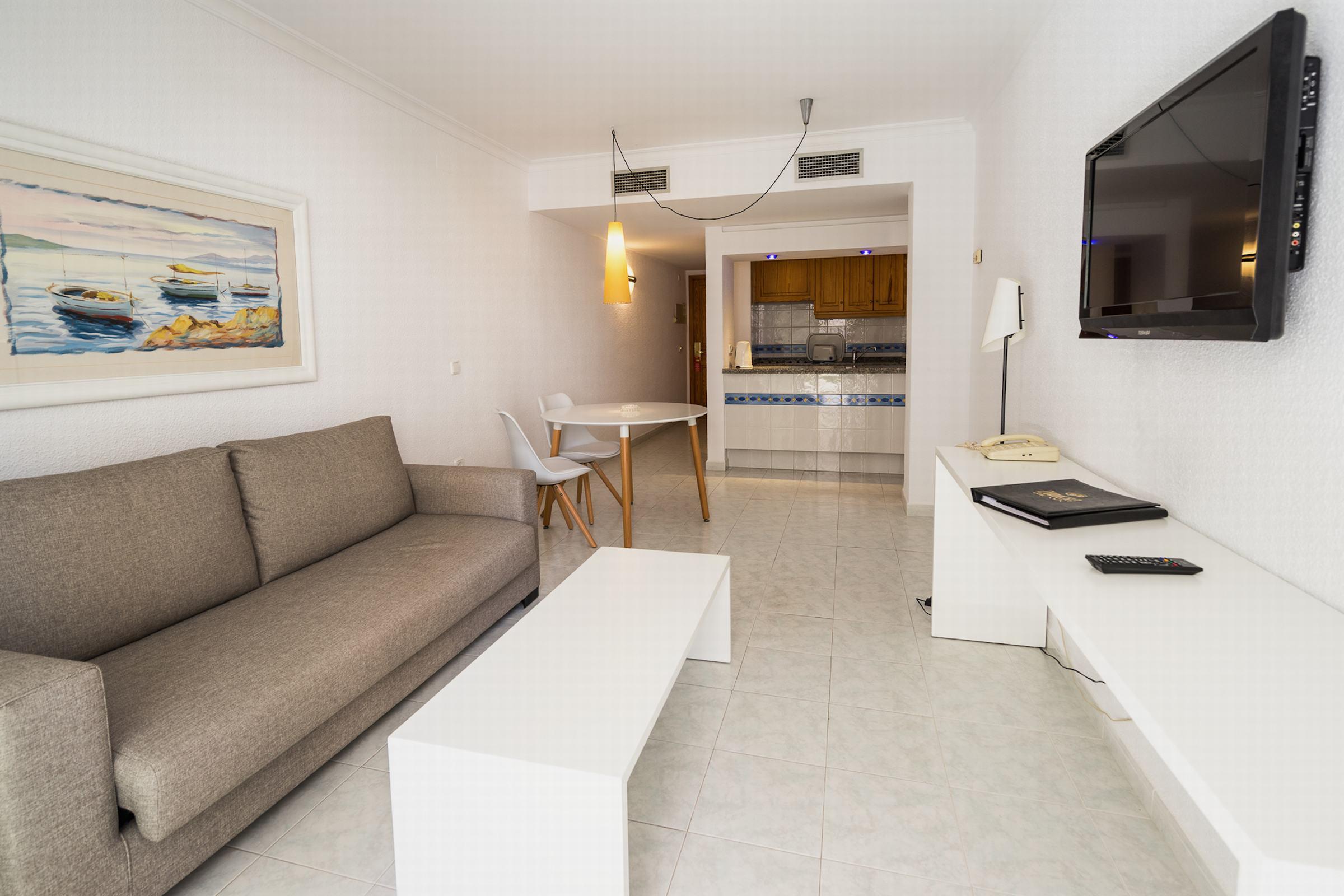 Aparthotel Duquesa Playa Santa Eularia des Riu Eksteriør billede