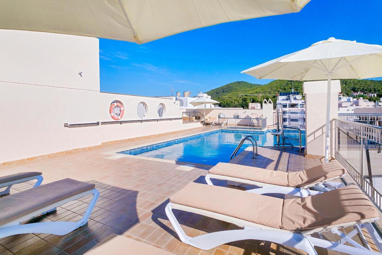 Aparthotel Duquesa Playa Santa Eularia des Riu Eksteriør billede